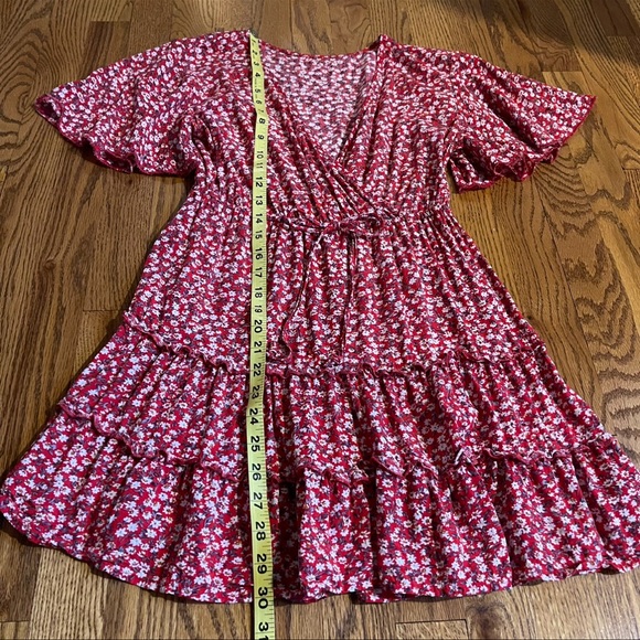 Red Floral Print Surplice Dress by SHEIN - Picture 5 of 7